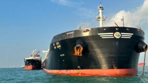 high_pressure_water_jet_above_waterline_hull_cleaning_singapore-246
